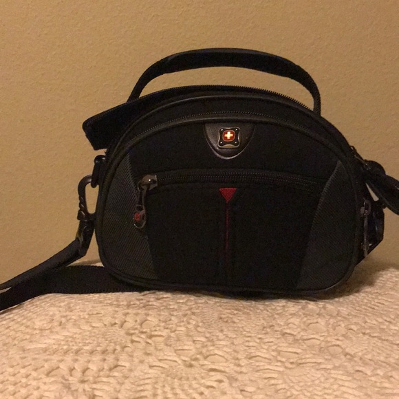 Nikon camera - Picture 4 of 7